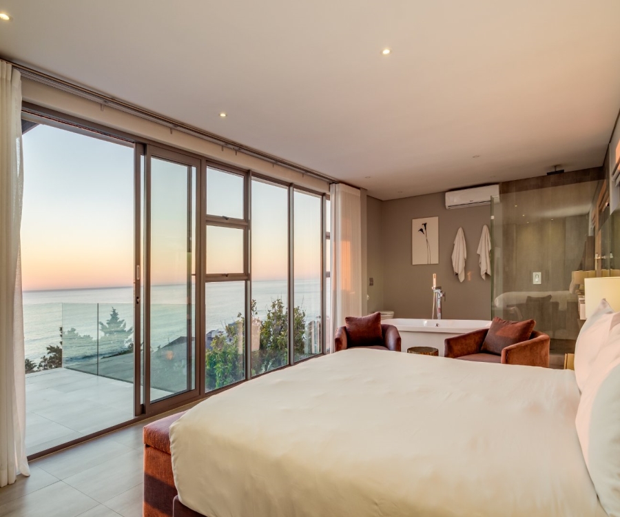 6 Bedroom Property for Sale in Camps Bay Western Cape